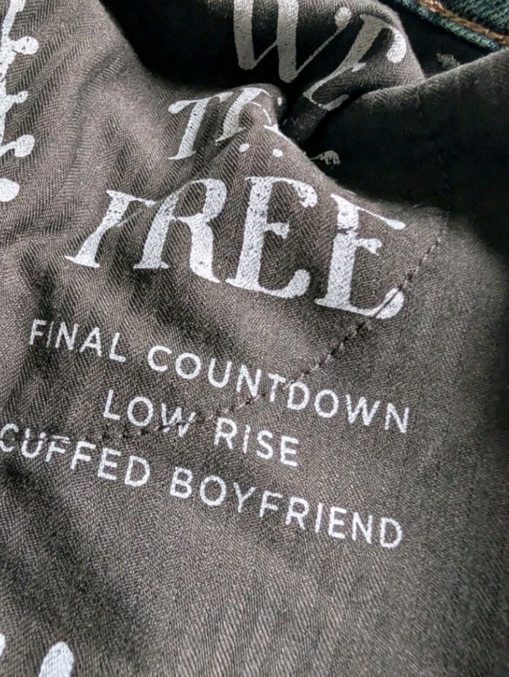 SOLD We The Free People Final Countdown Low Rise Cuffed Boyfriend Jean Teal - Picture 12 of 13